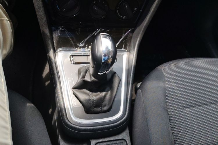 2022 #14 2022 immagine di auto #14