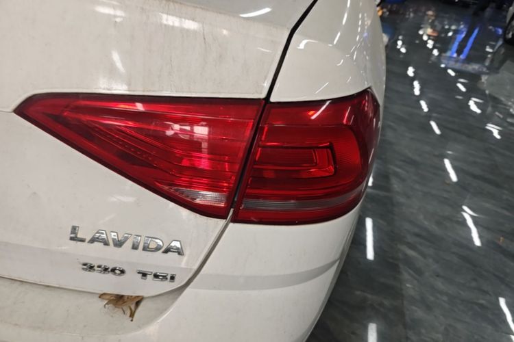 Volkswagen Lavida 2018 car image #8
