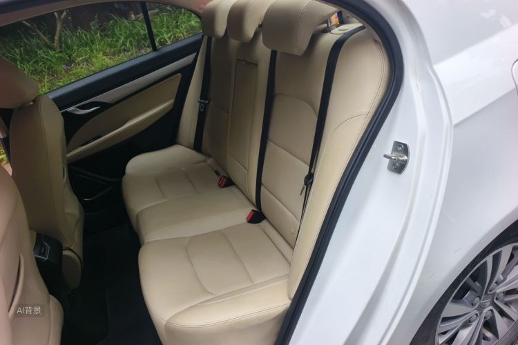 GEELY Emgrand 2018 #19 GEELY Emgrand 2018 immagine di auto #19