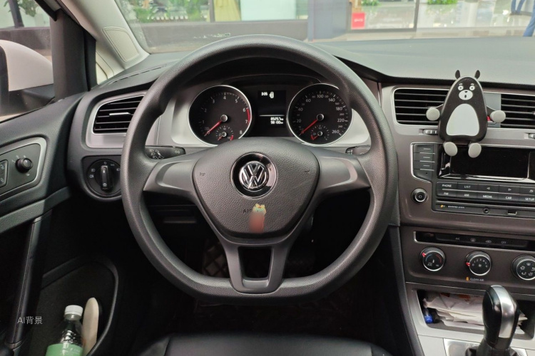 Volkswagen Golf 2017 car image #12