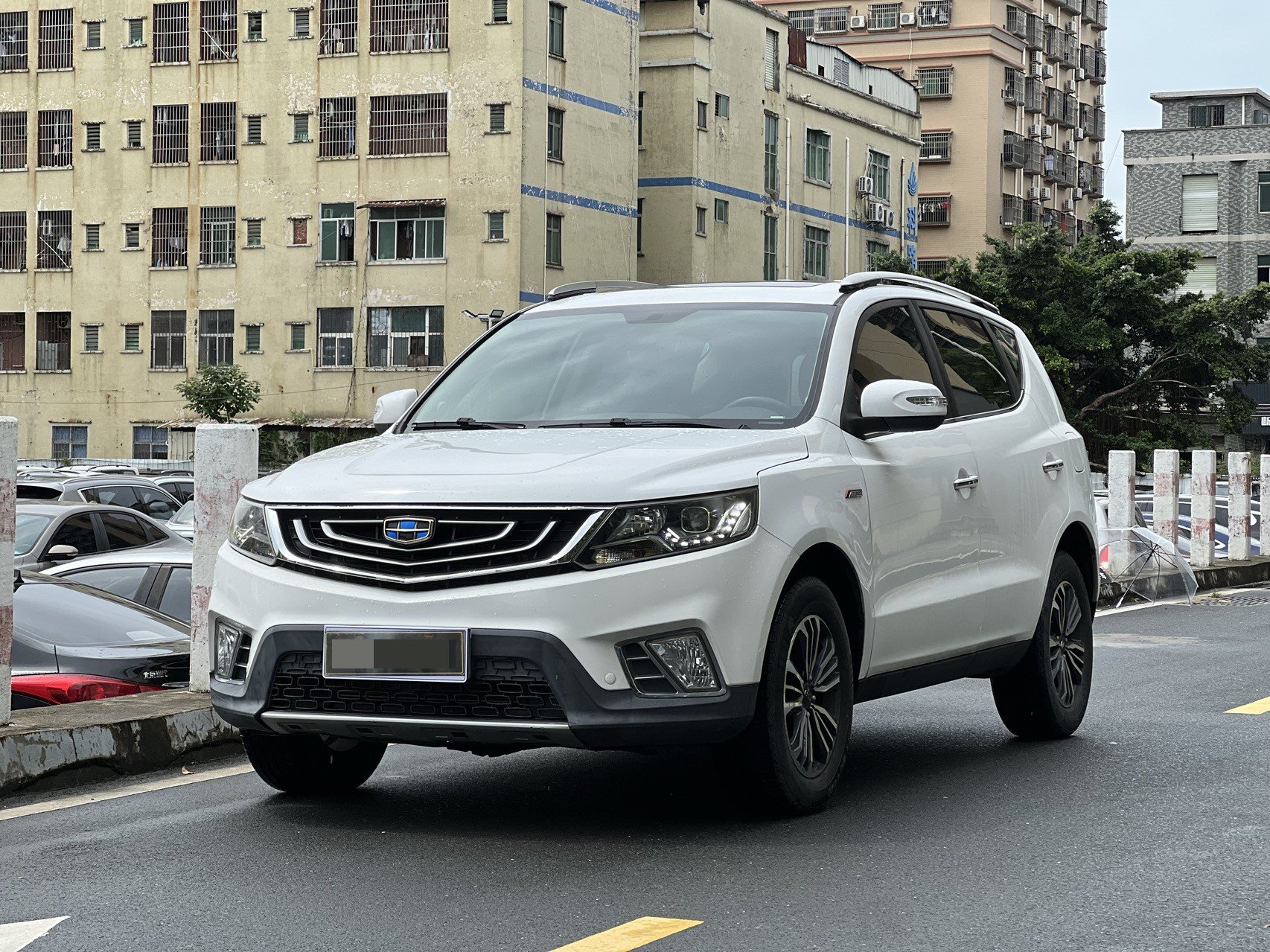 GEELY Vision X6 2018 car image 