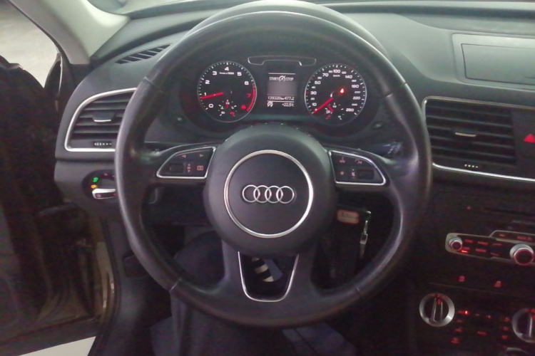 Audi Q3 2015 #11 Audi Q3 2015 car image #11