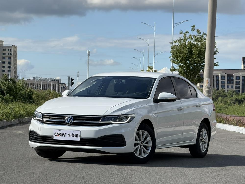 Volkswagen Bora 2022 car image 