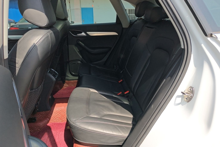 Audi Q3 2017 #13 Audi Q3 2017 car image #13