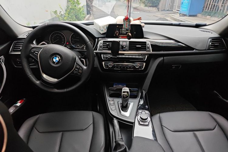 BMW 3 Series 2017 car image #7
