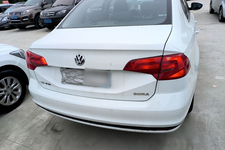 Volkswagen Bora 2021 car image #6