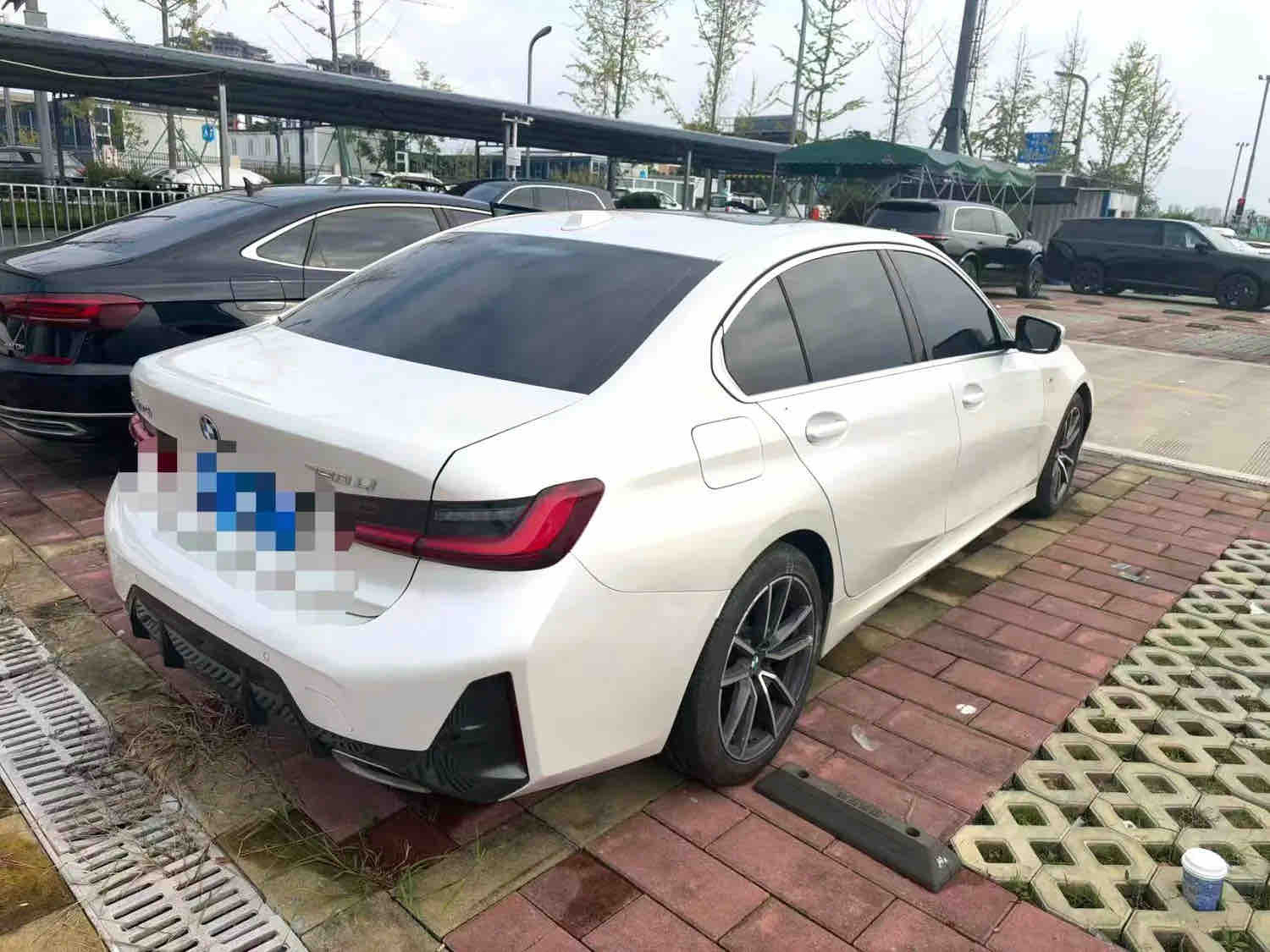 BMW 3 Series 2024 #2 BMW 3 Series 2024 صورة سيارة #2