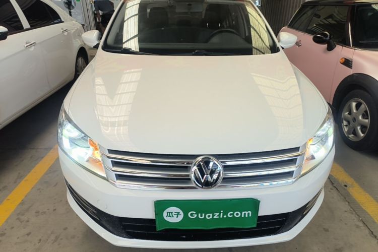Volkswagen Santana 2016 car image #3