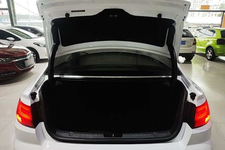 GEELY Emgrand GL 2018 car image #19