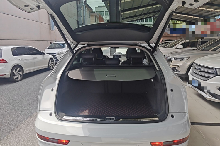 Audi Q3 2018 #19 Audi Q3 2018 car image #19