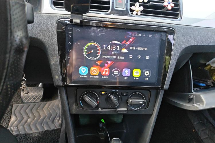 Volkswagen Santana 2016 car image #15