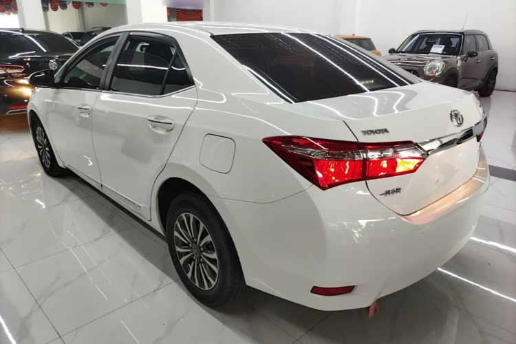 Toyota Corolla 2018 #5 Toyota Corolla 2018 car image #5