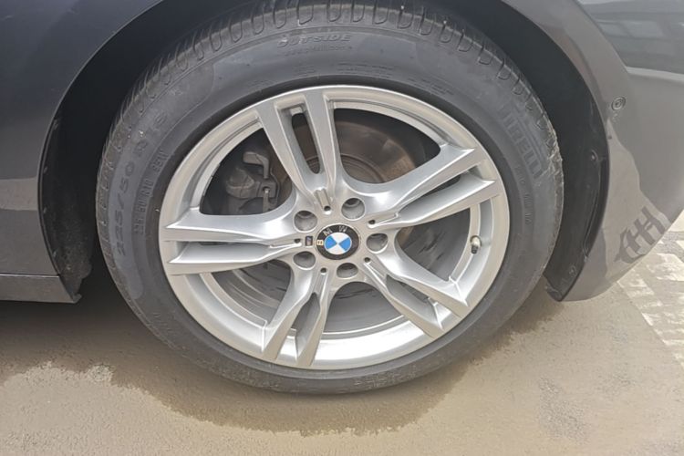 BMW 3 Series GT 2019 #9 BMW 3 Series GT 2019 car image #9