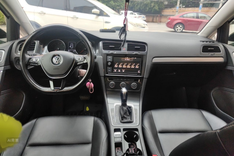 Volkswagen Golf 2019 #11 Volkswagen Golf 2019 car image #11