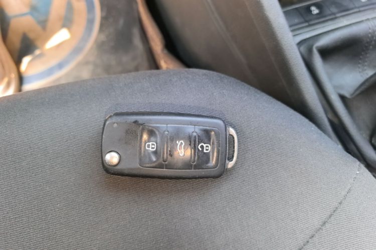 Volkswagen Santana 2021 car image #9