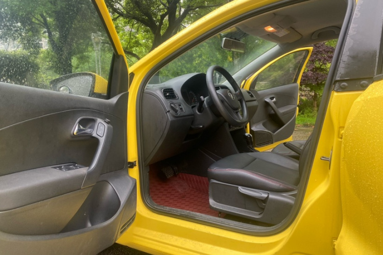 Volkswagen Polo 2017 #10 Volkswagen Polo 2017 car image #10