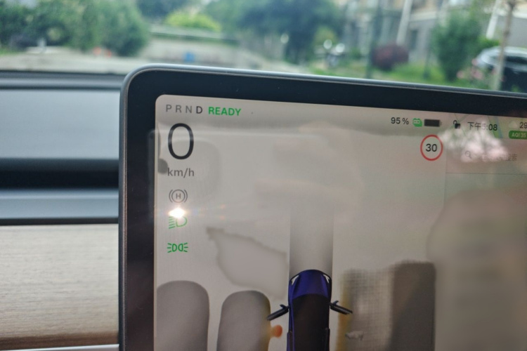 Tesla Model 3 2022 #16 Tesla Model 3 2022 car image #16