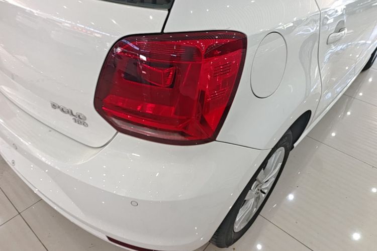 Volkswagen Polo 2018 image de voiture #8