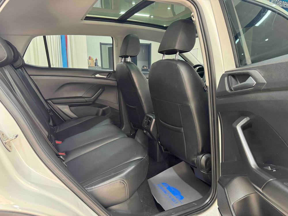 Volkswagen Tacqua 2021 car image #21