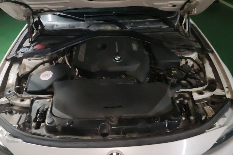 BMW 3 Series 2018 #22 BMW 3 Series 2018 immagine di auto #22