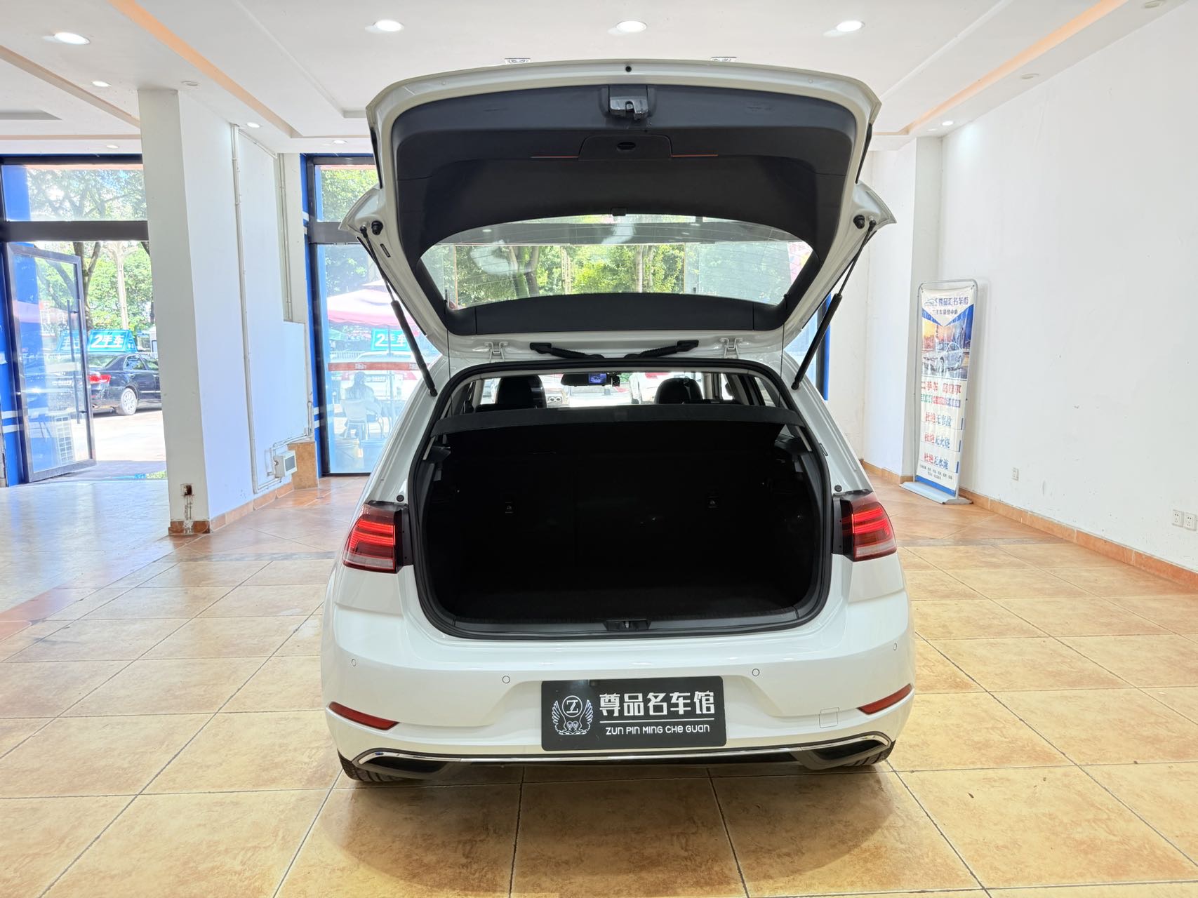 Volkswagen Golf 2019 #13 Volkswagen Golf 2019 car image #13