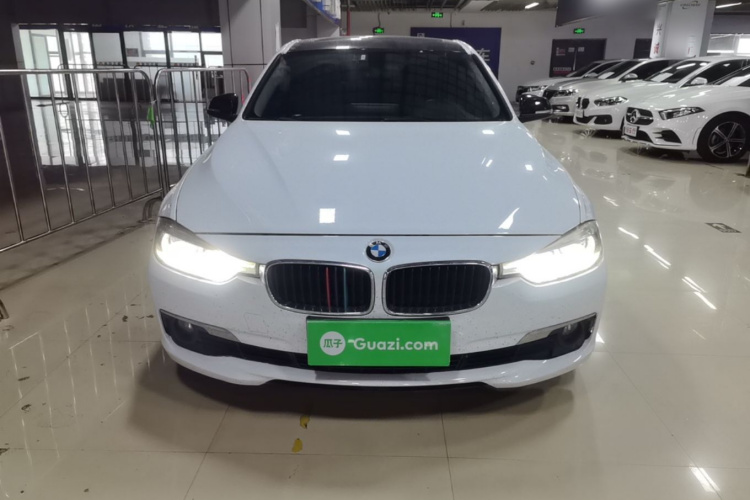 BMW 3 Series 2016 #3 BMW 3 Series 2016 car image #3