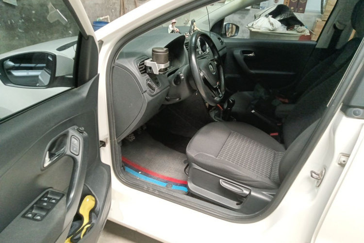 Volkswagen Polo 2016 #9 Volkswagen Polo 2016 car image #9