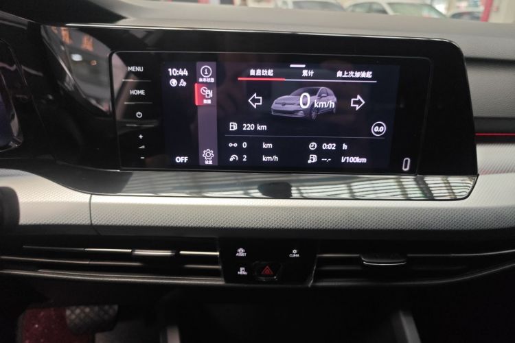 Volkswagen Golf 2024 صورة سيارة #17