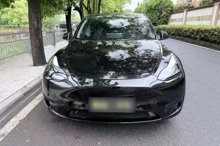 Tesla Model Y 2022 #9 Tesla Model Y 2022 car image #9