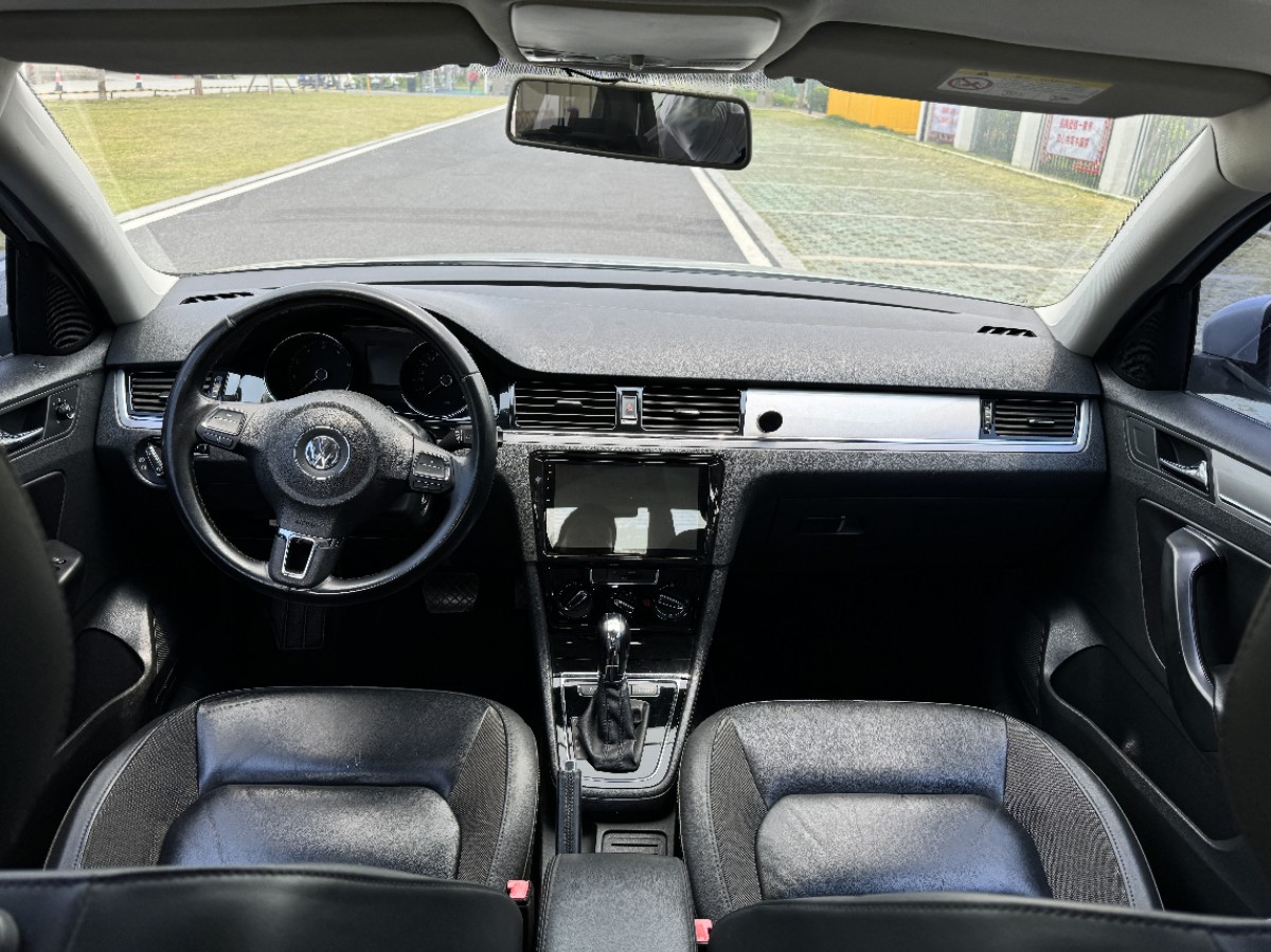 Volkswagen Bora 2016 car image #4