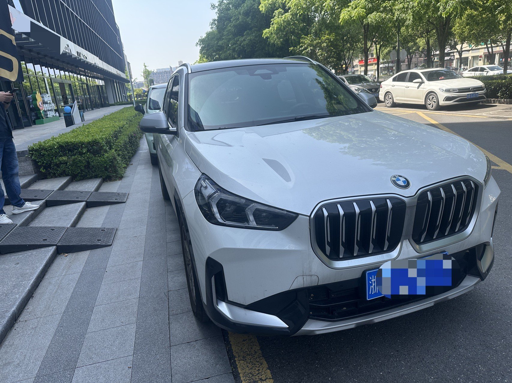 BMW X1 2025 car image #2