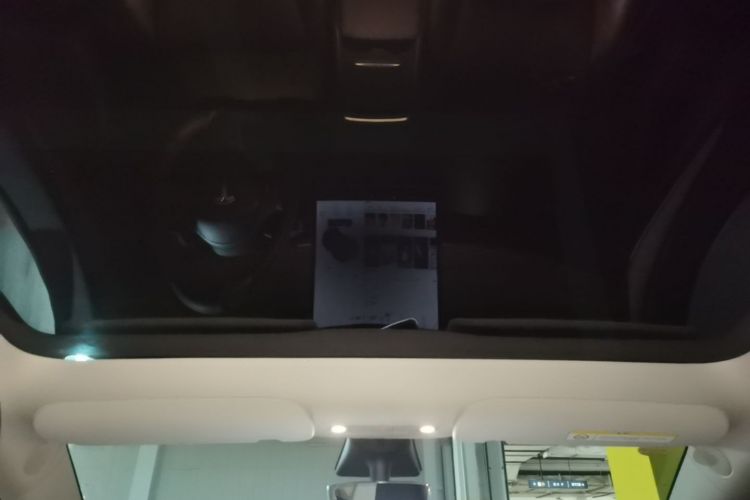 Tesla Model Y 2021 #18 Tesla Model Y 2021 car image #18