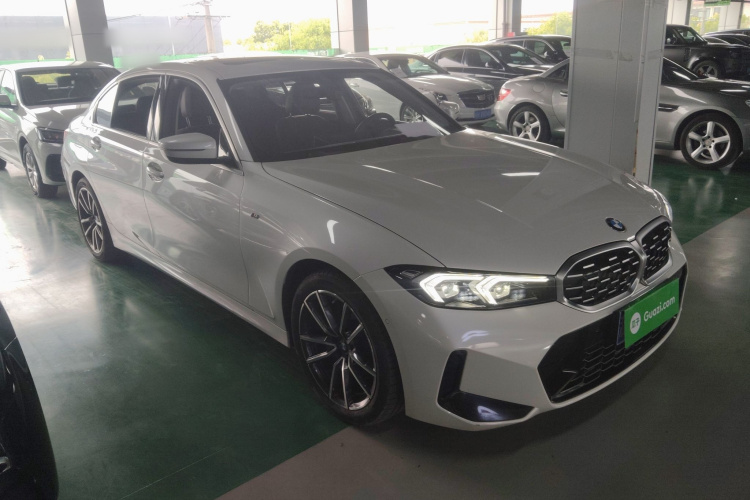 BMW 3 Series 2023 car image #4