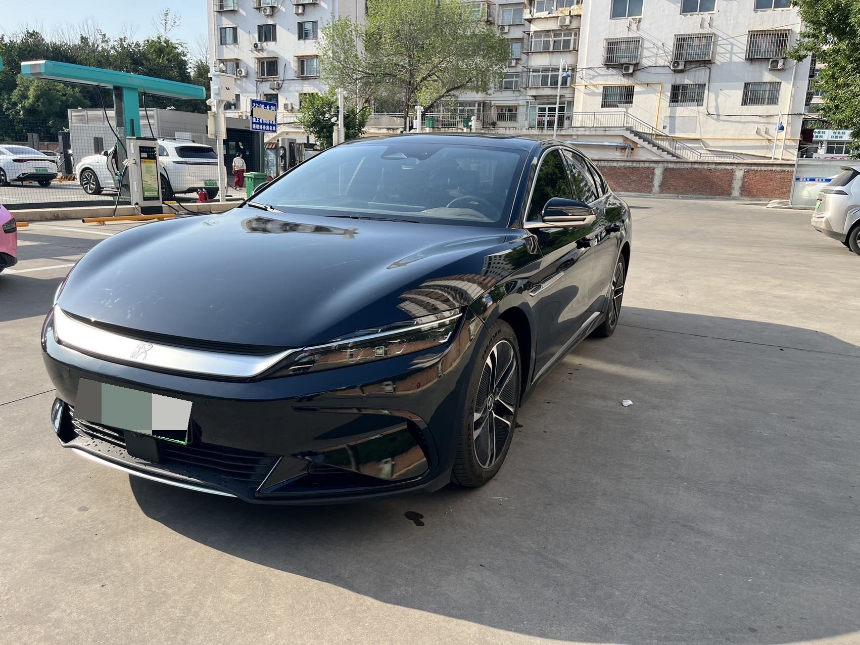 BYD Han 2023 car image 