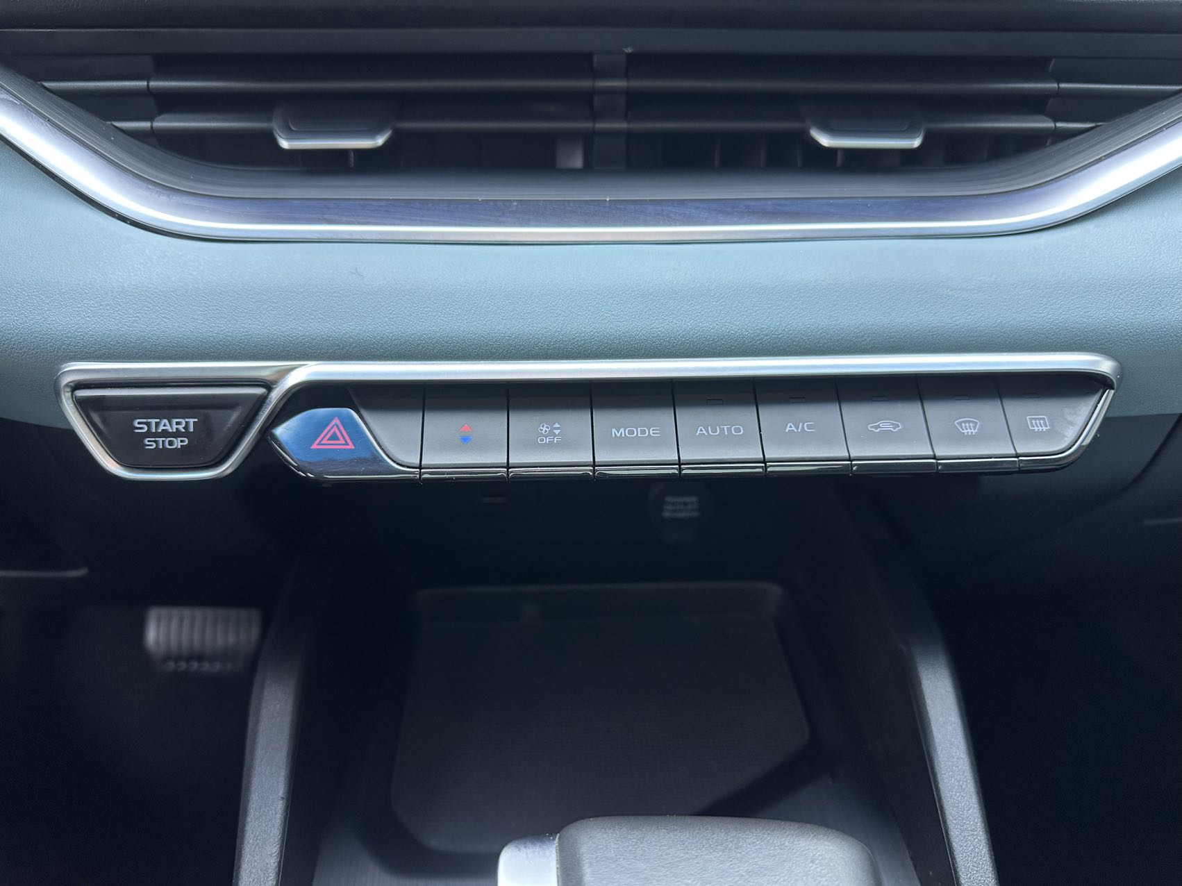 GEELY Emgrand S 2022 car image #12