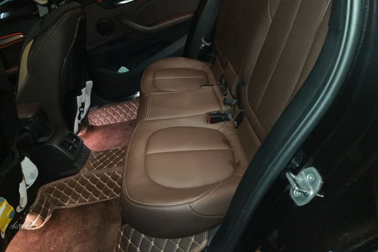 BMW X1 2019 car image #19