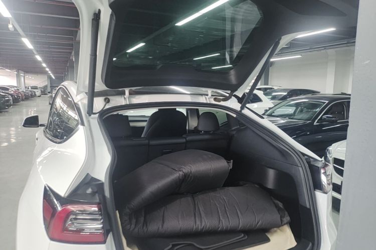 Tesla Model Y 2021 #19 Tesla Model Y 2021 immagine di auto #19
