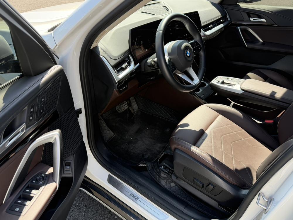 BMW X1 2023 car image #10