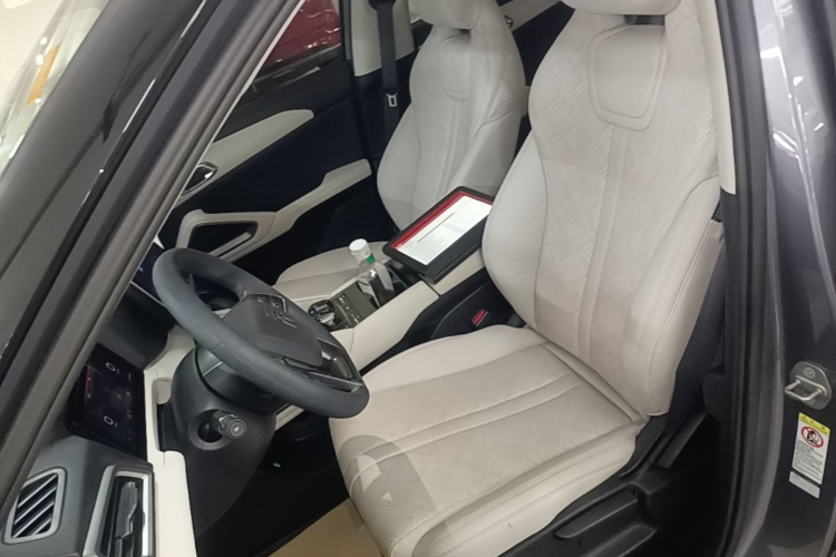BYD YuanUP 2024 car image #15