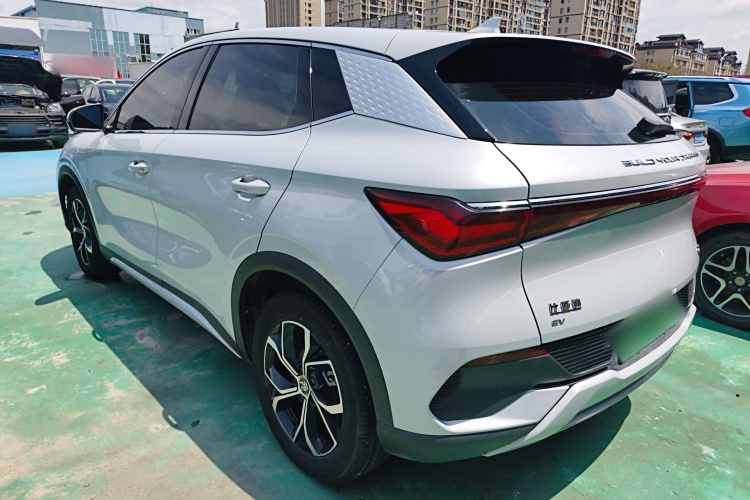 BYD Yuan Plus 2023 изображение автомобиля #7