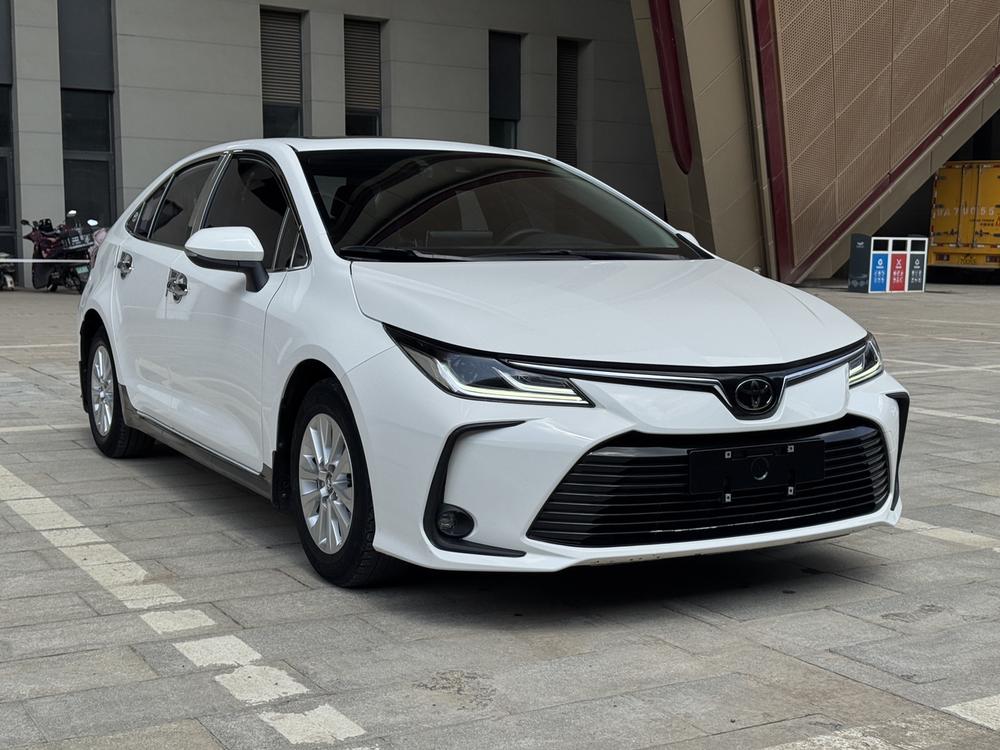 Toyota Corolla 2021 #3 Toyota Corolla 2021 صورة سيارة #3