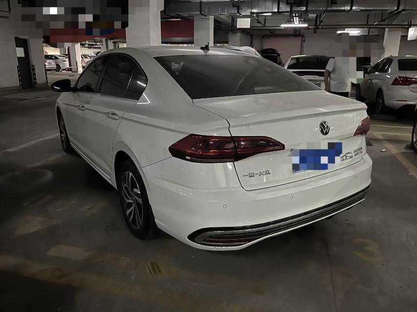 Volkswagen Bora 2023 car image #4