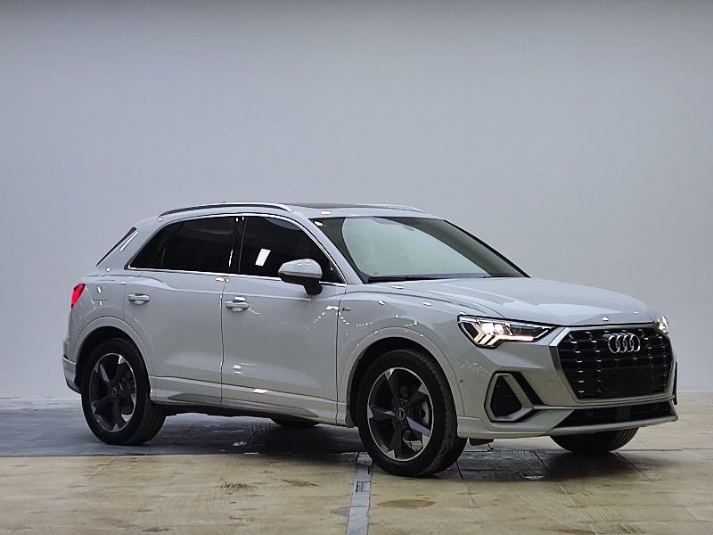 Audi Q3 2022 #3 Audi Q3 2022 car image #3