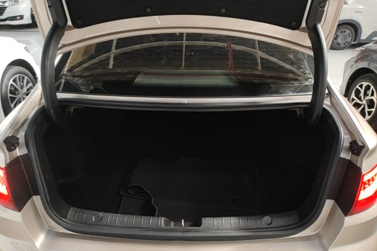 GEELY Emgrand GL 2018 #21 GEELY Emgrand GL 2018 immagine di auto #21