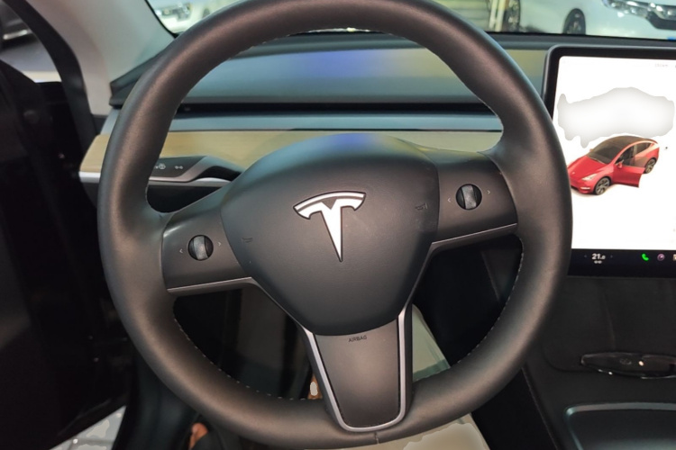 Tesla Model Y 2021 #11 Tesla Model Y 2021 immagine di auto #11