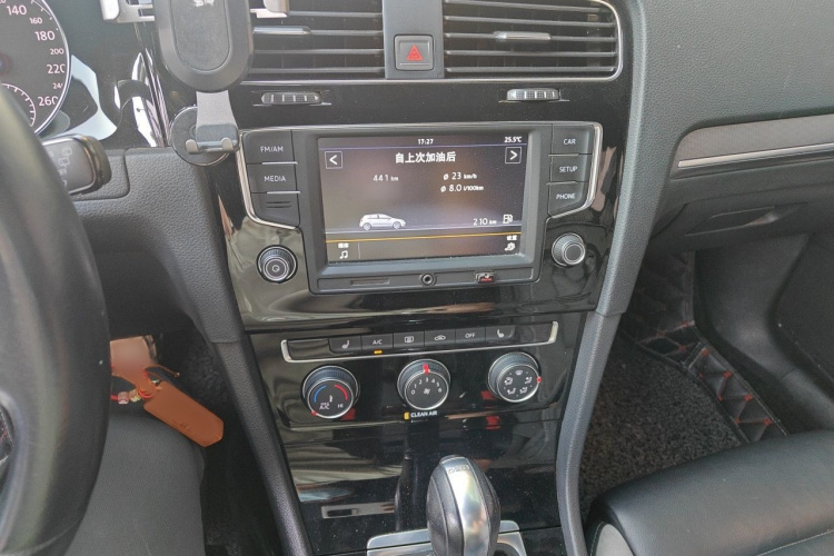 Volkswagen Golf 2017 #17 Volkswagen Golf 2017 car image #17