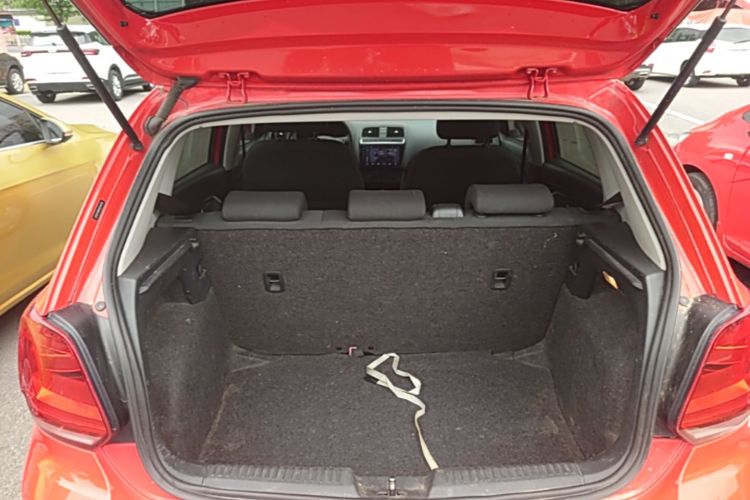 Volkswagen Polo 2016 #19 Volkswagen Polo 2016 car image #19
