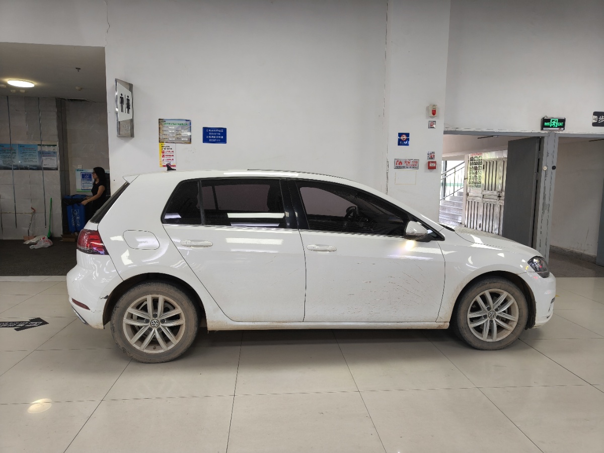 Volkswagen Golf 2019 #3 Volkswagen Golf 2019 car image #3