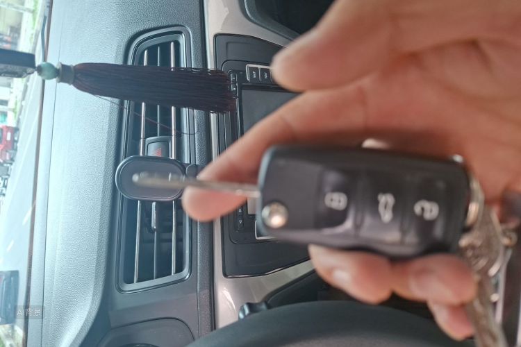 Volkswagen Lavida 2021 immagine di auto #10