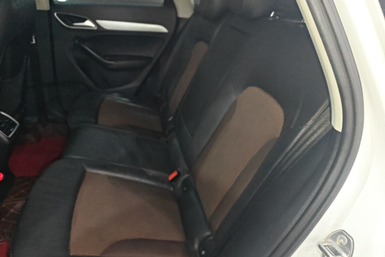 Audi Q3 2018 #17 Audi Q3 2018 car image #17